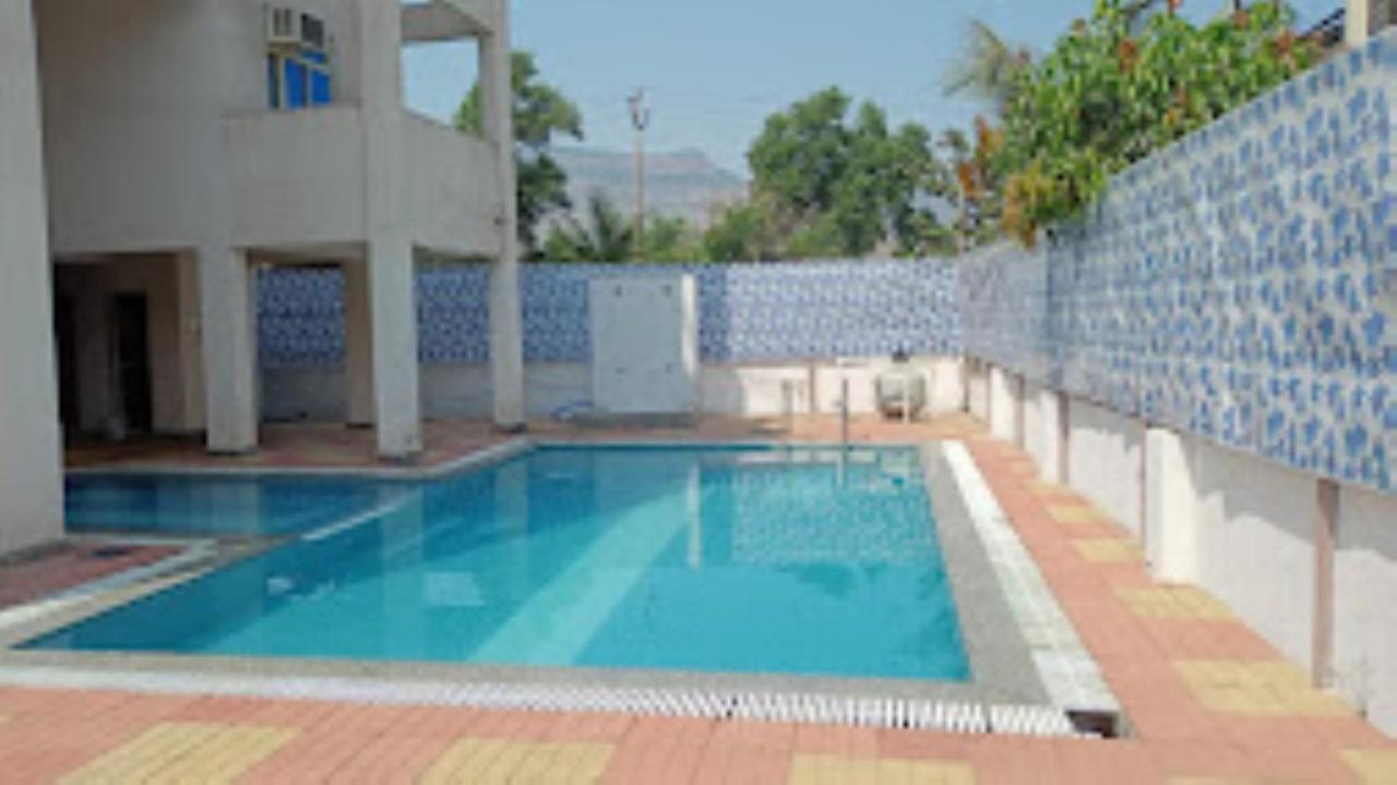 Janavi Resort Neral Ngoại thất bức ảnh